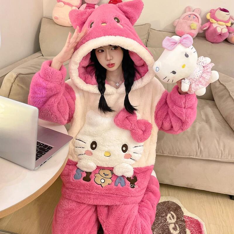 Sanrios Cinnamoroll Coral Velv - مراجعة Thermal Long John وسعره