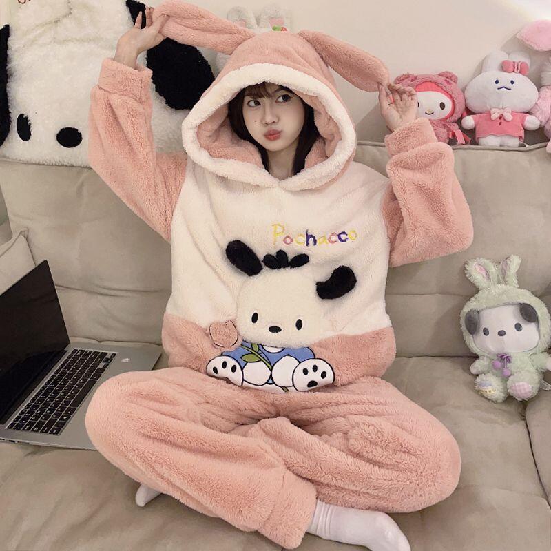 Sanrios Cinnamoroll Coral Velv - مراجعة Thermal Long John وسعره